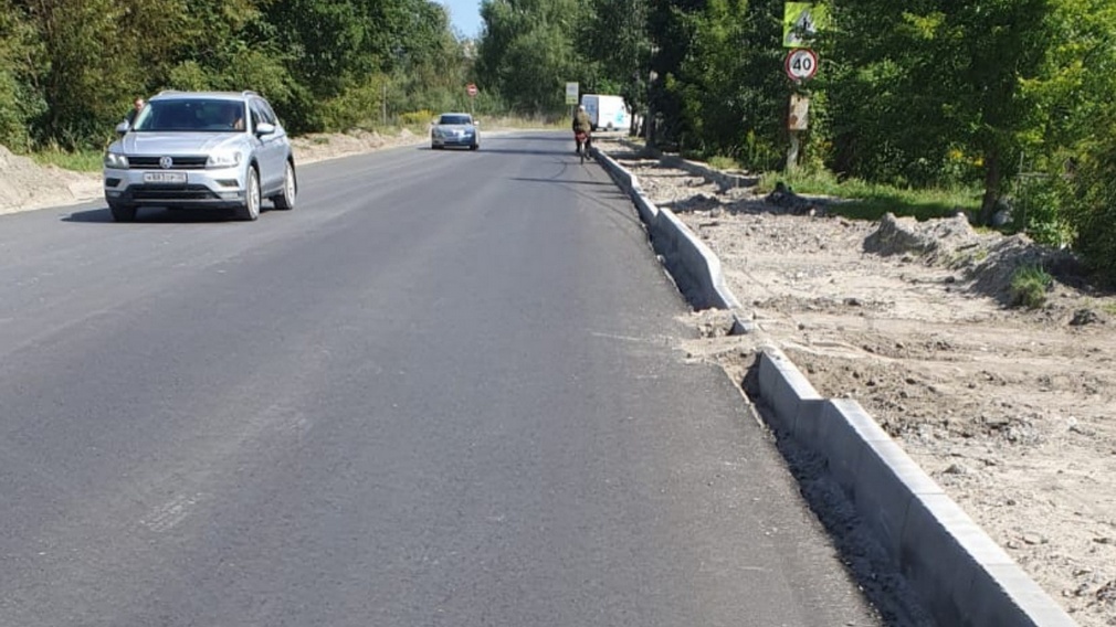 Продолжается ремонт дороги на улице Объездной в Брянске