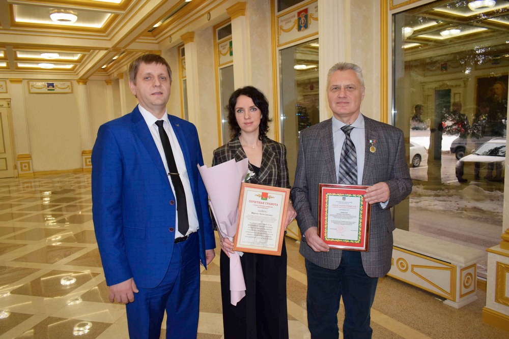 Сотрудники ООО «Газпром энергосбыт Брянск» получили награды в честь Дня энергетика