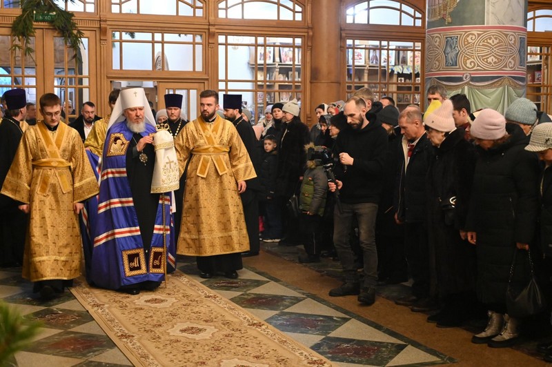 Митрополит Брянский и Севский Александр выступил с рождественским посланием