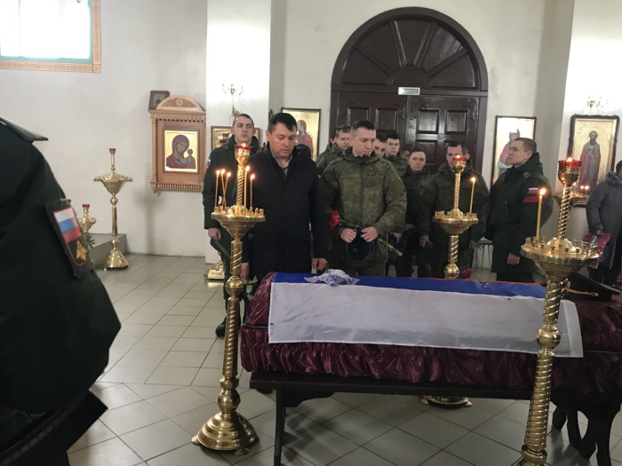 В Унече провели в последний путь погибшего в зоне СВО военнослужащего Юрия Зайцева