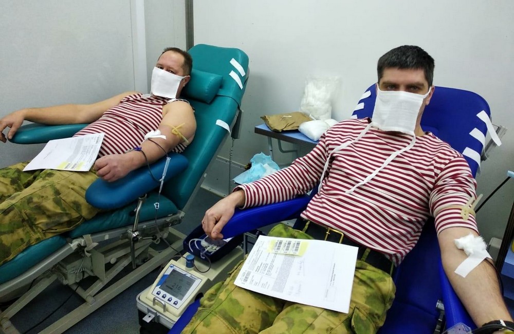 В Брянске сотрудники Росгвардии сдали более 25 литров крови в рамках акции «От сердца к сердцу»
