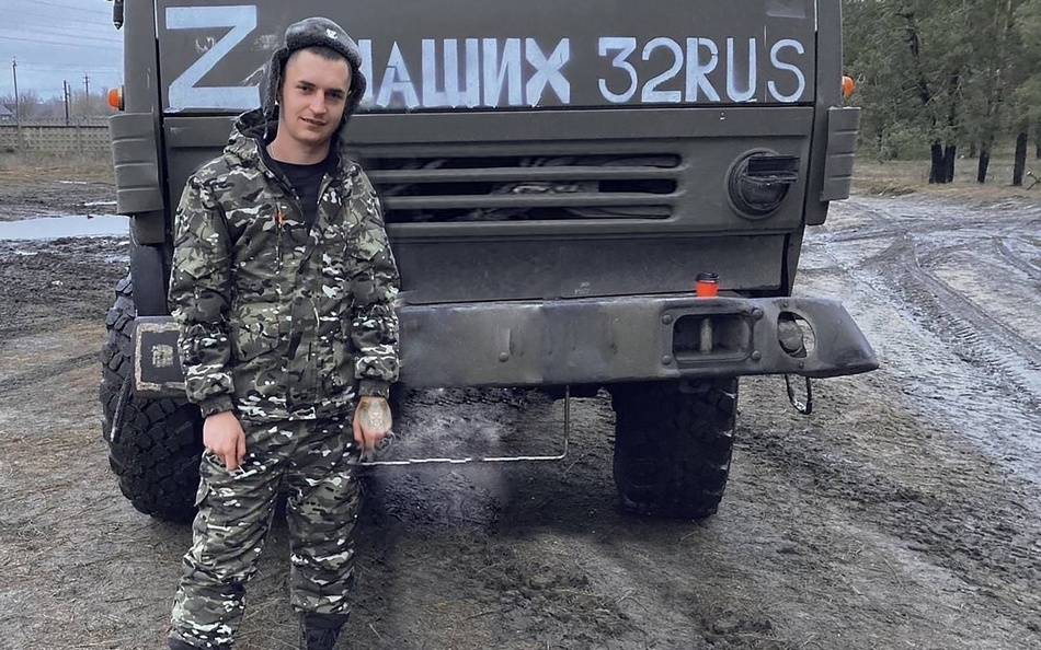 В ходе СВО на территории Украины погиб военнослужащий из Брянской области Роман Медведько