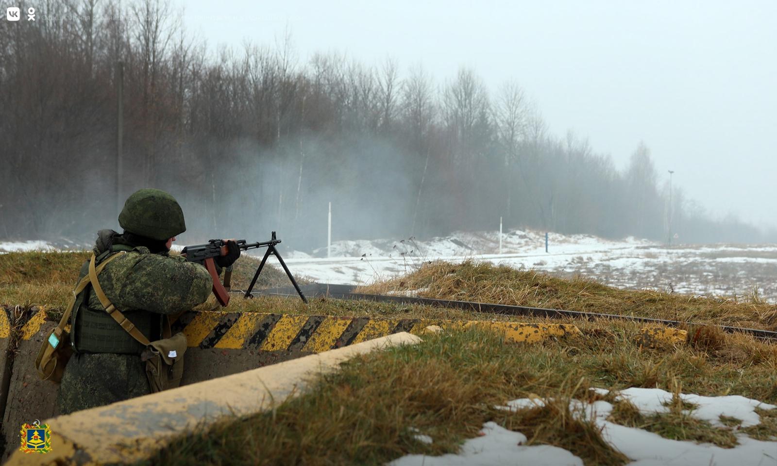 Брянские военнослужащие вместе с ВКС РФ впервые отработали ведение огня по беспилотникам
