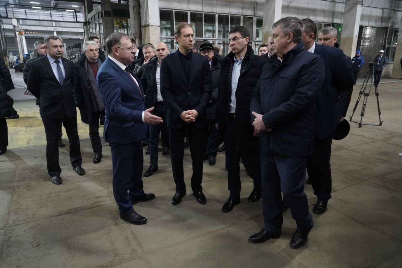 Глава Брянской области Богомаз и Денис Мантуров посетили промышленные предприятия Брянщины