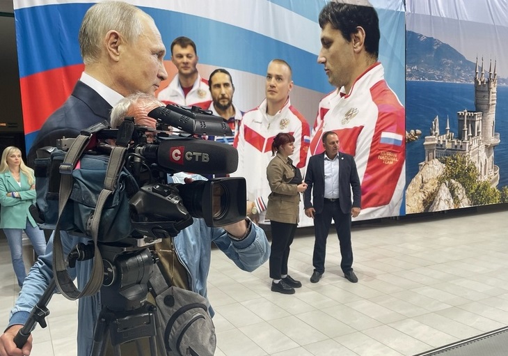 Белорусские журналисты посетили Дворец единоборств в Брянске