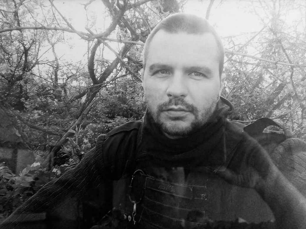 Родителям погибшего брянского бойца Владимира Авраменко передали орден Мужества