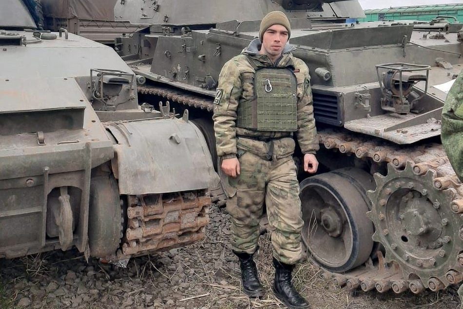 «Любимый мой, вот и нет тебя рядом»: брянцы скорбят о гибели героя СВО Андрея Лазаренко