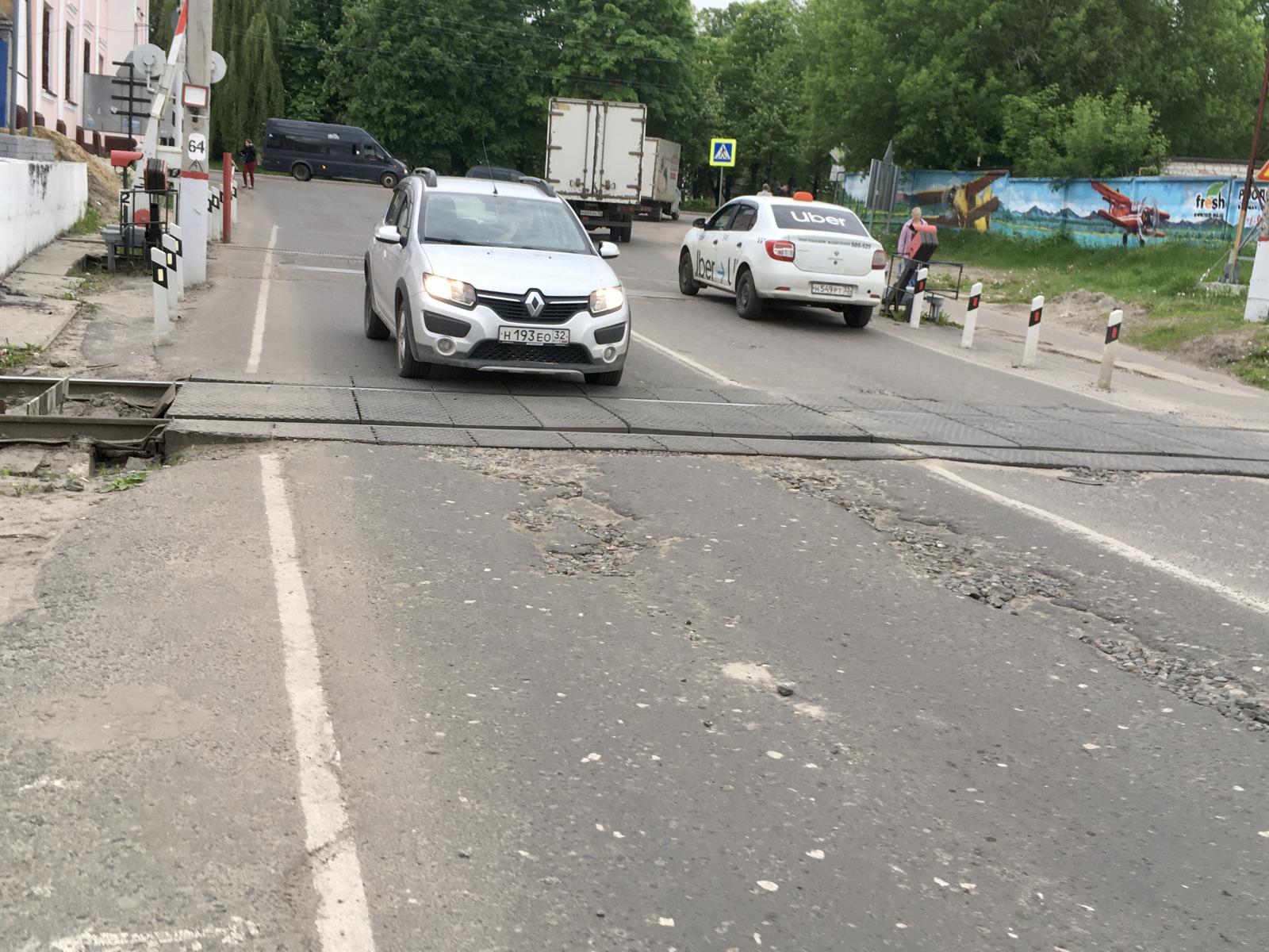 В Бежицком районе Брянска провели реновацию участка автодороги