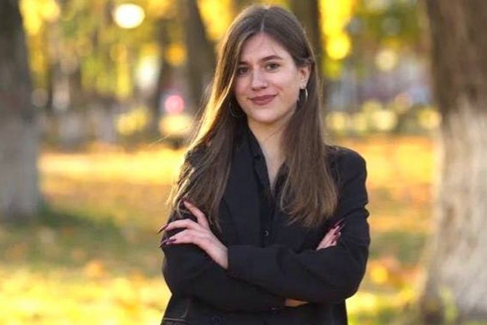 Брянская гимназистка Милена Прокофьева сдала два экзамена на 100 баллов