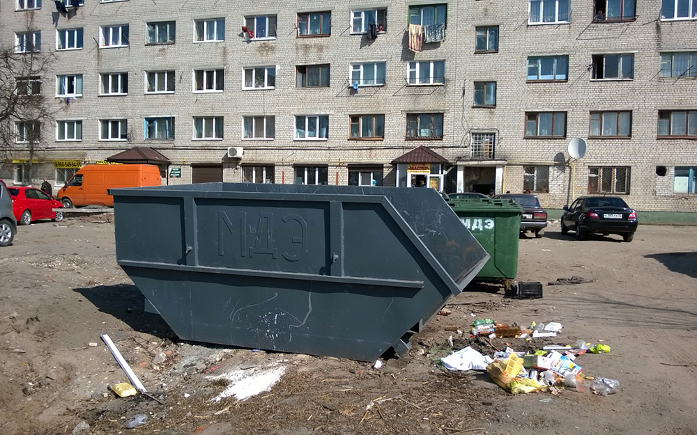 На территории Брянской области установят около 5 000 контейнеров для раздельного сбора мусора