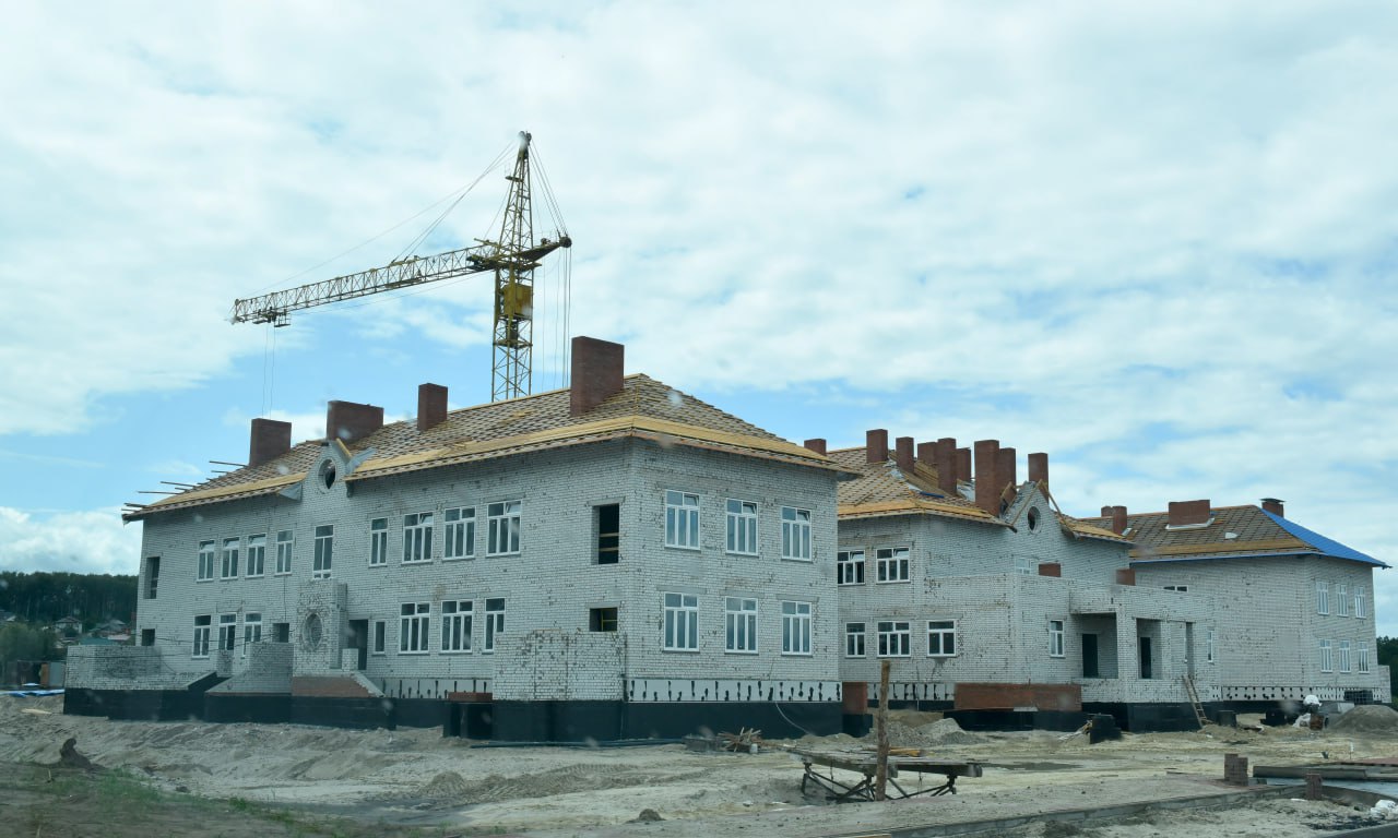 В Брянске продолжают строить детский садик по улице Флотской