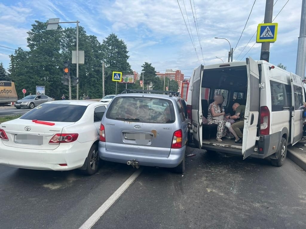 В Брянске произошла авария с маршруткой №34