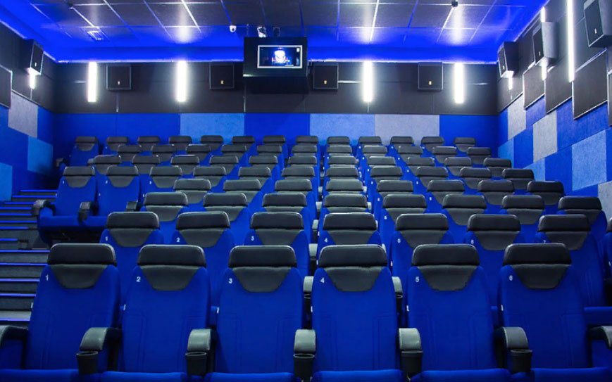 Более 50 новых кинотеатров появится в новых регионах до конца года