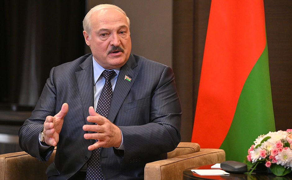 Президент Лукашенко назвал атаку на авиабазу Мачулищи провокацией, а не актом агрессии