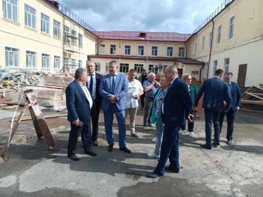 Губернатор Брянской области Александр Богомаз с рабочим визитом посетил Унечу