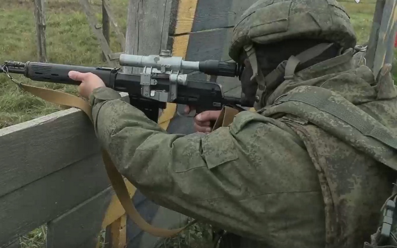 Российские военнослужащие пресекли попытку прорыва украинских диверсантов в Брянскую область