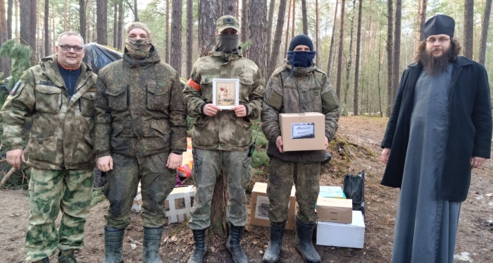 Старообрядцы из Клинцов поддержали военнослужащих очередной партией гуманитарной помощи