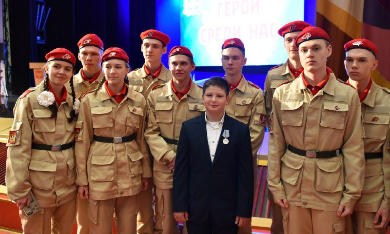 Брянский мальчик-герой Федор награжден медалью «За отвагу»