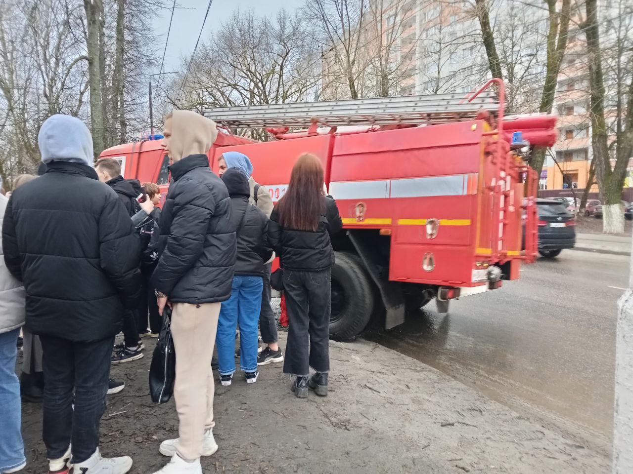 24 марта прошла эвакуация студентов из учебного заведения брянского филиала РЭУ имени Плеханов