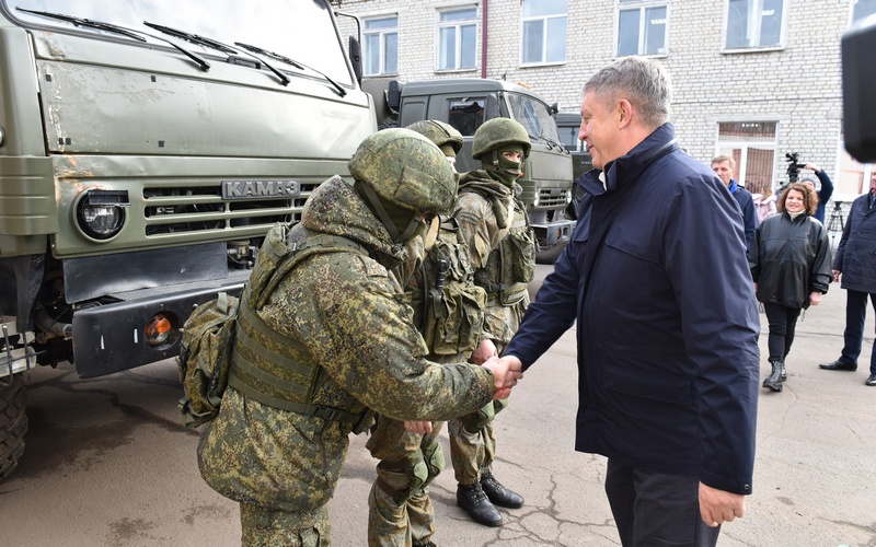 В Брянской области объявили 5-дневные военные сборы для школьников