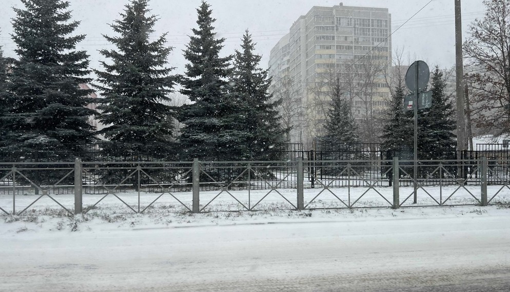 В день Прокопия дорогорушителя 12 марта Брянск замело снегом