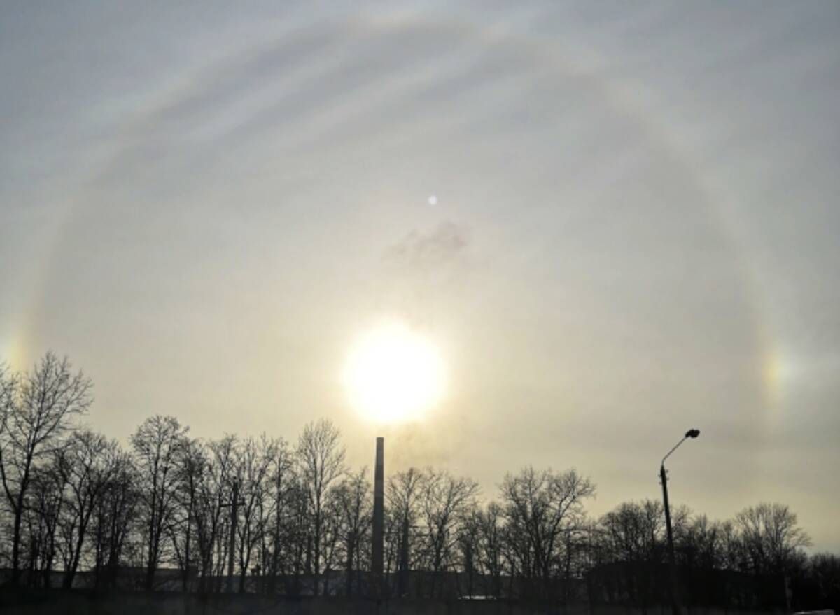 20 марта жители Брянской области сняли на фото солнечное гало