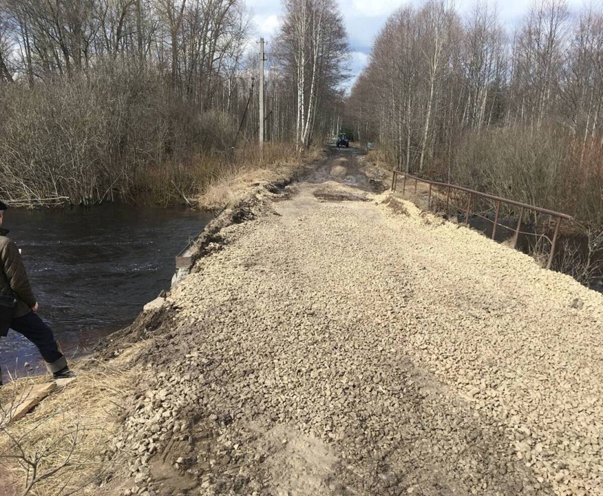 В Брянской области восстановили разрушенный паводком мост в Бытоши
