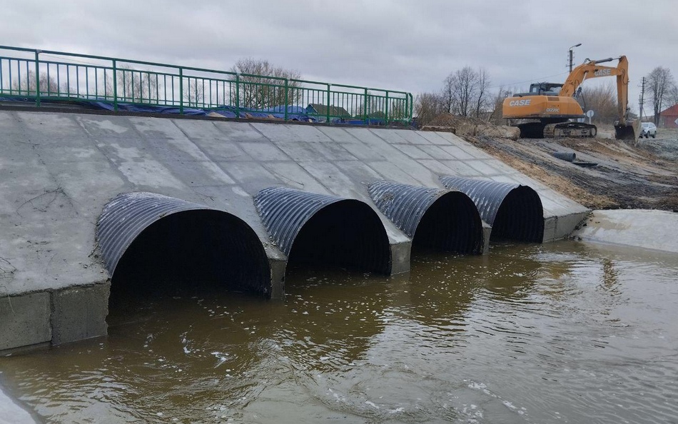 В Климовском районе завершается капитальный ремонт моста
