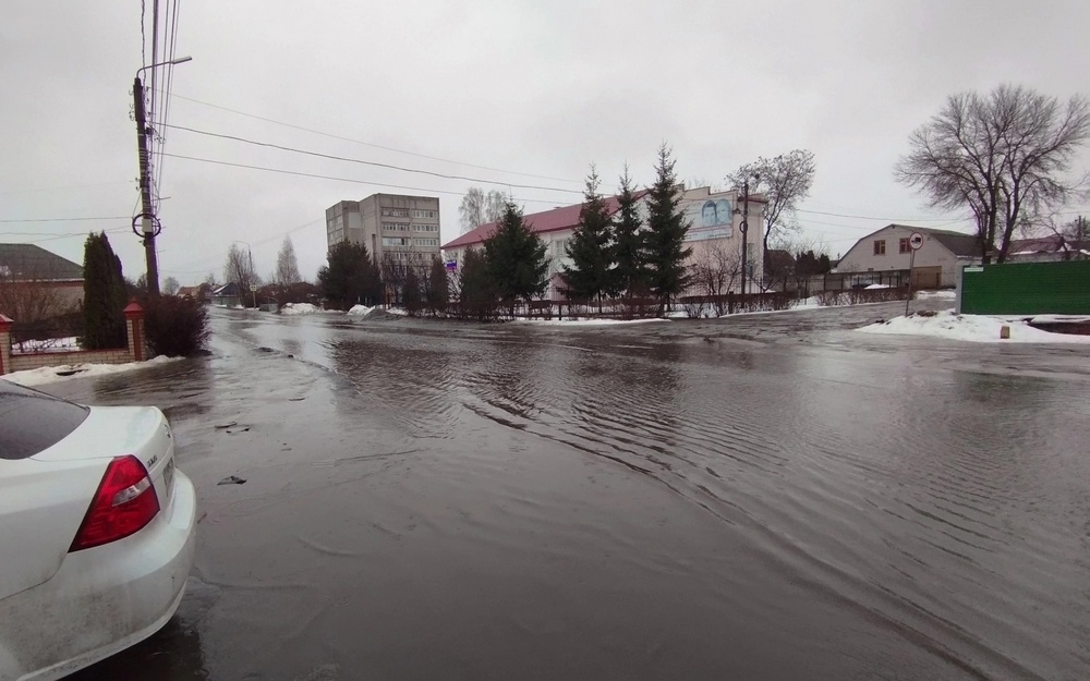 12 марта дороги Брянска ушли под воду