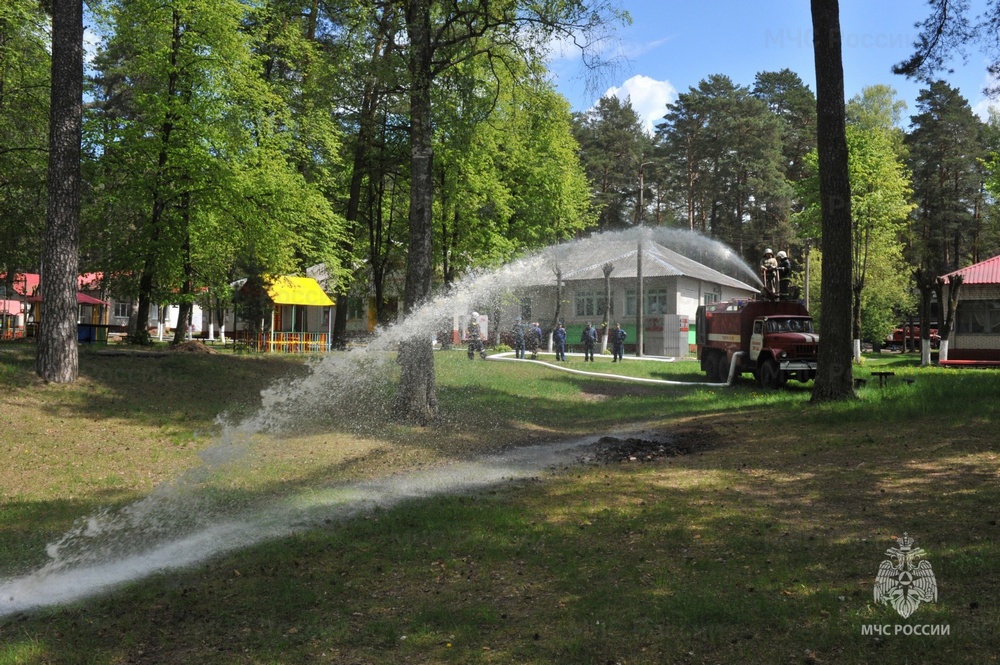 Жуковский летний лагерь «Деснянка» наводнили пожарные