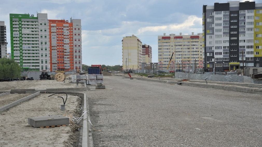 Строительство трех новых дорог Флотской в Брянске продолжается