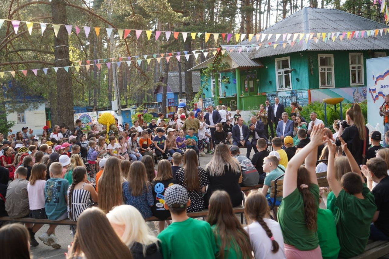 Новый сезон летних оздоровительных лагерей открылся в Брянской области
