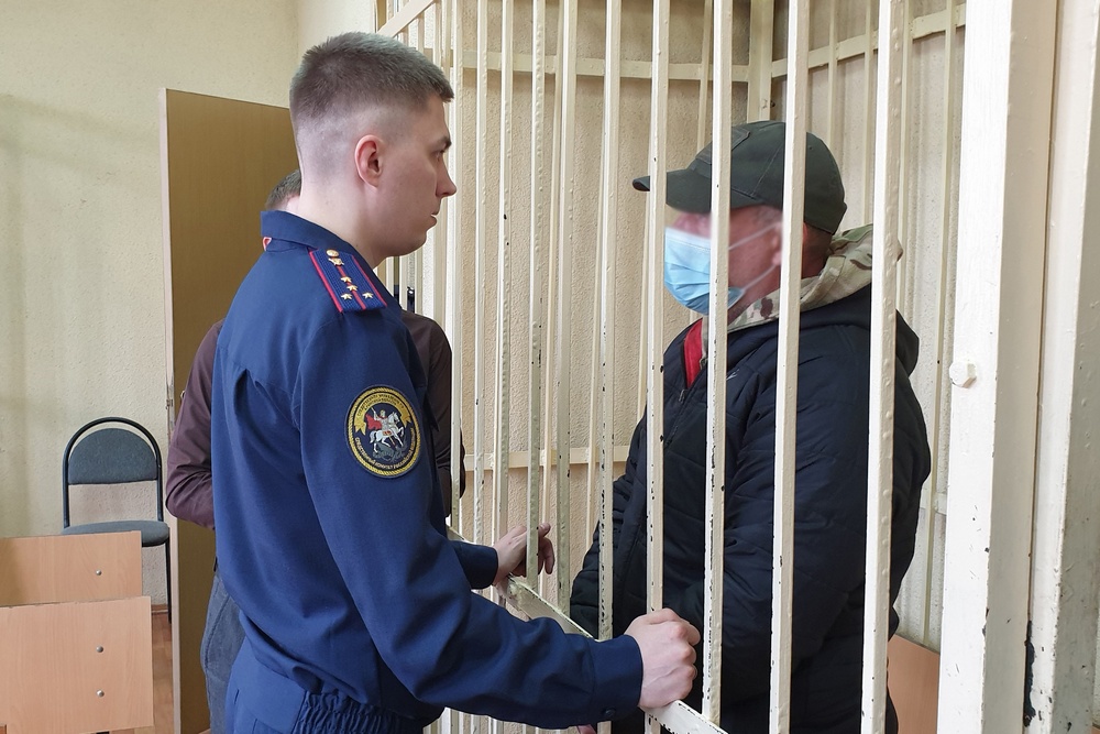 Задержанным за взятку таможенником оказался сын бывшего губернатора Брянской области