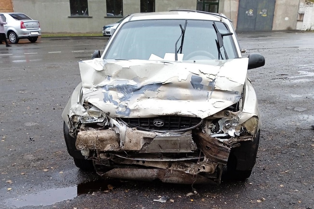При столкновении машин в Клинцах ранен 61-летний водитель