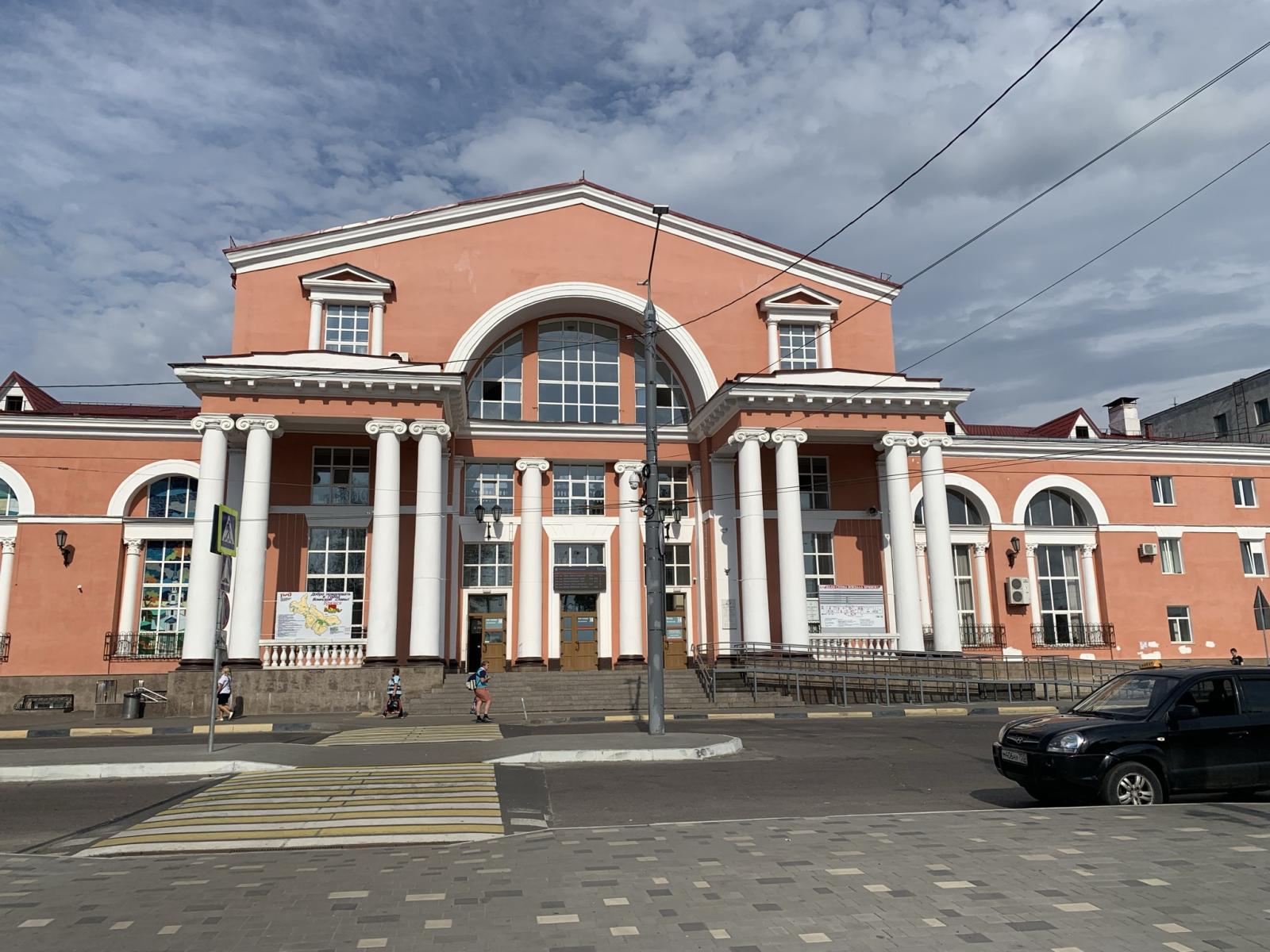 На вокзале Брянск-Орловский строят павильон для досмотра пассажиров