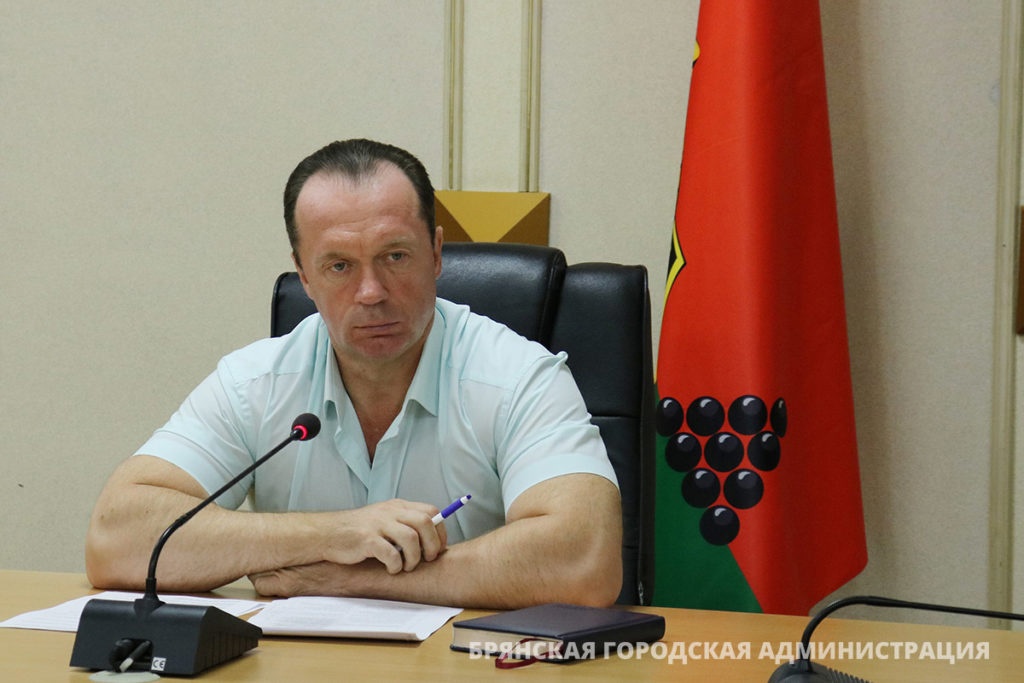 Генпрокуратуру попросили проверить планы властей Брянска по переносу могилы Игната Фокина