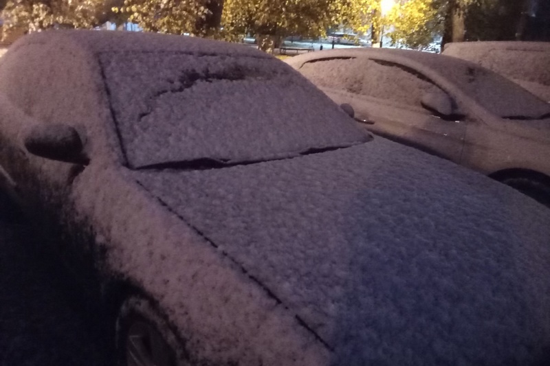 Брянских водителей просят быть осторожнее из-за снегопада