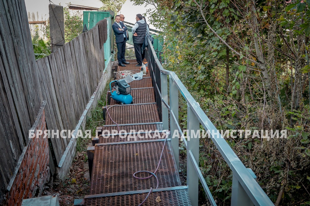 В Брянске завершилось строительство 52-метровой лестницы на Сакко и Ванцетти