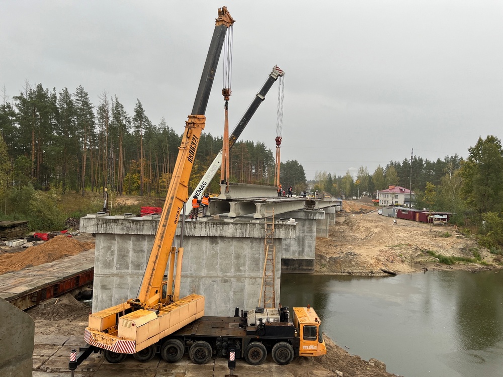 Долгожданный 120-метровый мост в Сураже намерены открыть в этом году