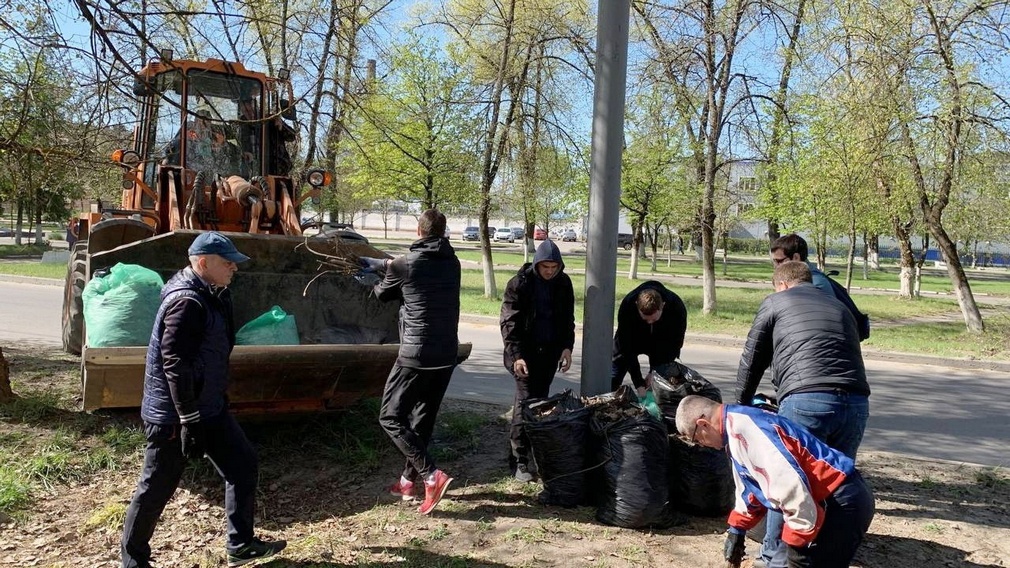 В городе Брянске до 14 мая продлен месячник по весенней уборке