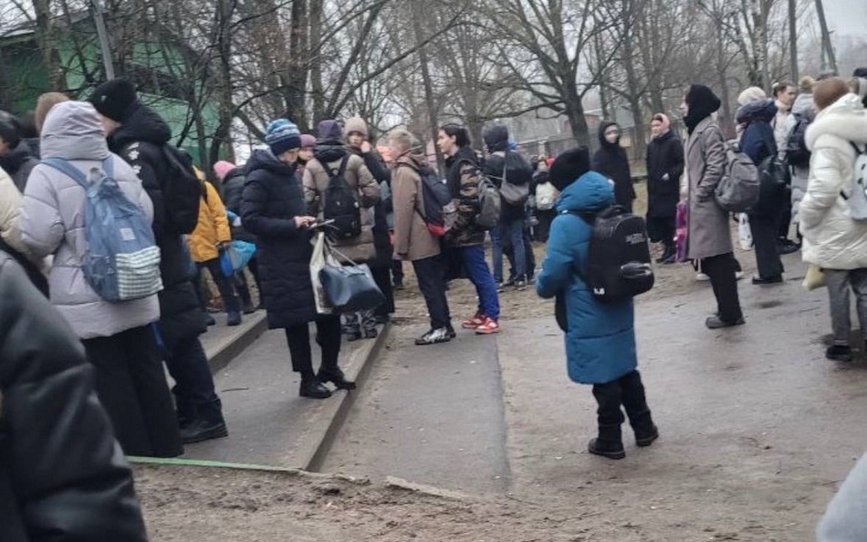 В брянских Клинцах сообщили об эвакуации из двух школ
