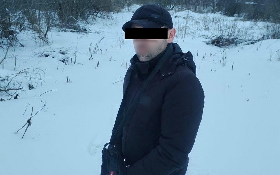 В Брянске задержали приезжего из Москвы, подозреваемого в сбыте наркотиков