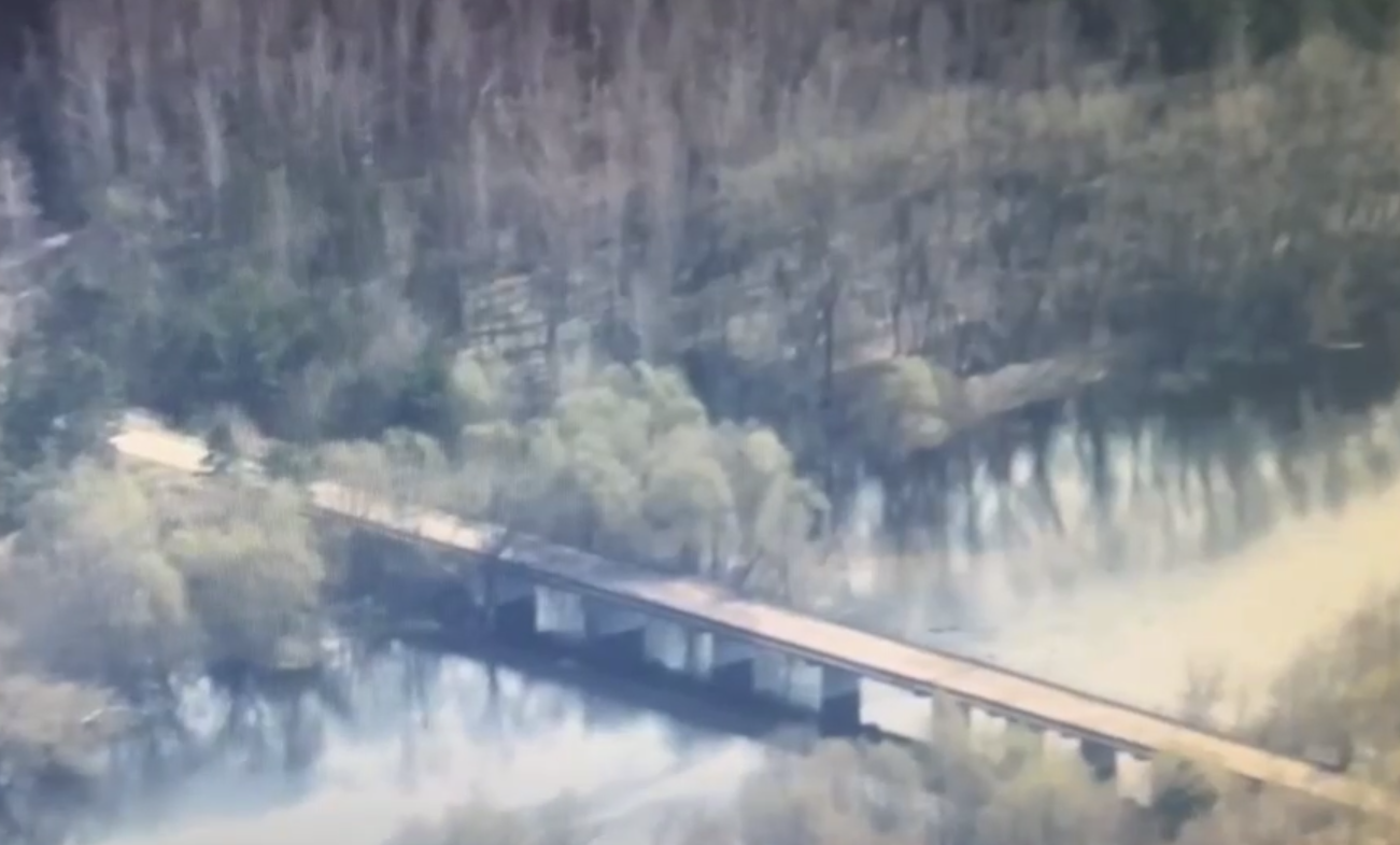 Военкор ГТРК Поддубный сообщил об уничтожении моста,по которому ДРГ ВСУ проехала в Брянскую область