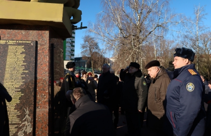 Руководитель СУ СК России по Брянской области почтил память погибших воинов-интернационалистов