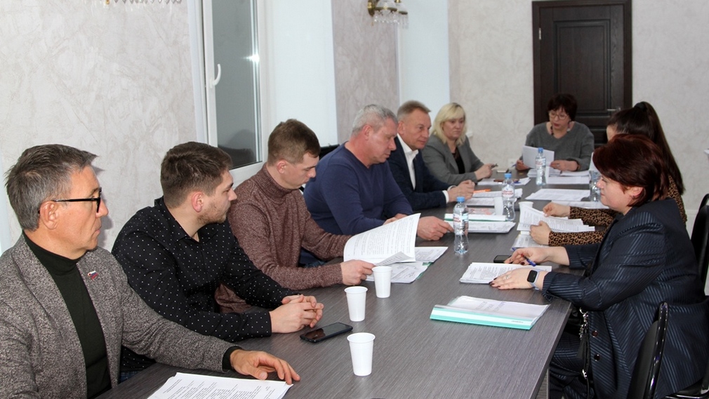 В Бежицком районе Брянска в 2023 году приведут в порядок 23 общественные территории