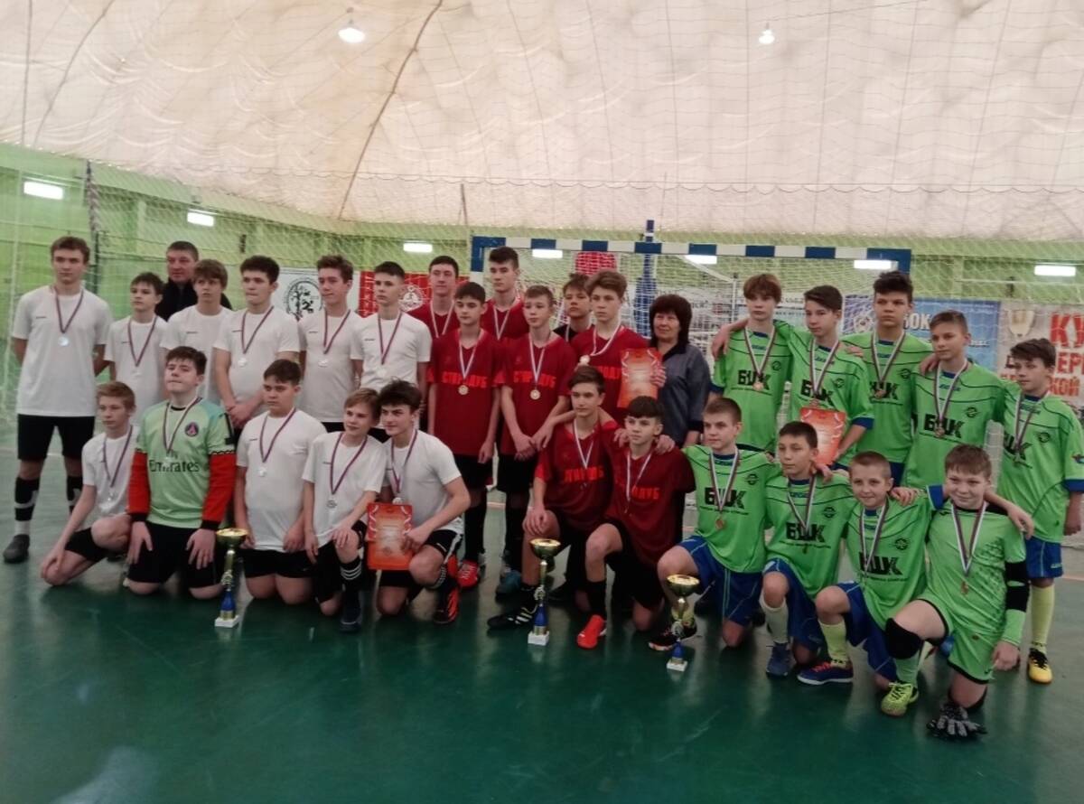 На турнире по мини-футболу в Стародубе почтили память псковских десантников