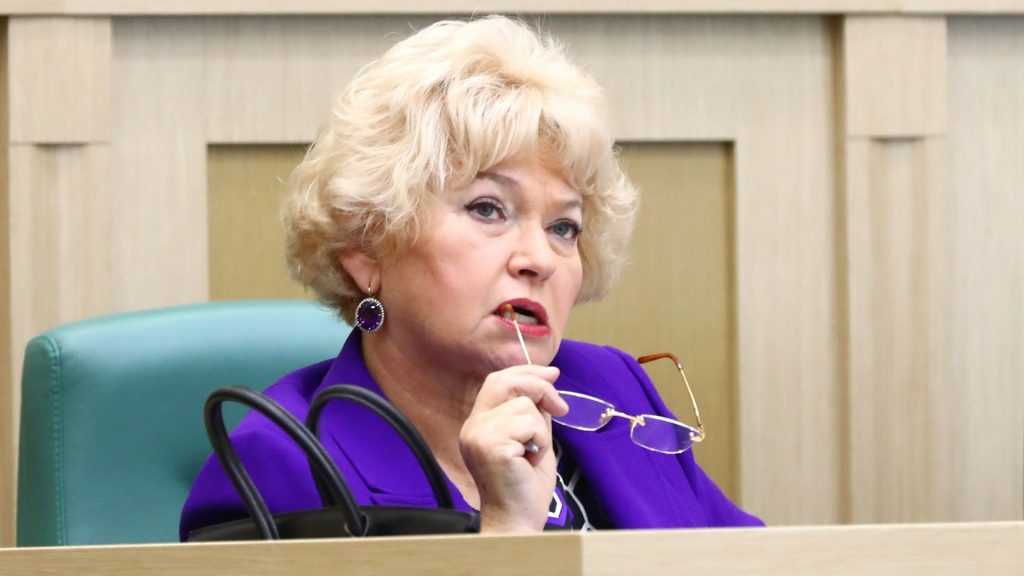 Уроженка Брянска сенатор Людмила Нарусова заинтересовалась возможностью ядерных ударов России по Западу