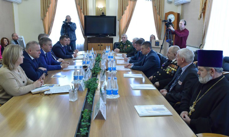 Брянский губернатор Богомаз встретился с активом ветеранских организаций воинов-интернационалистов
