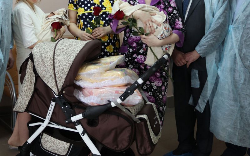 В Брянской области в 2022 году самой возрастной мамой стала 55-летняя женщина