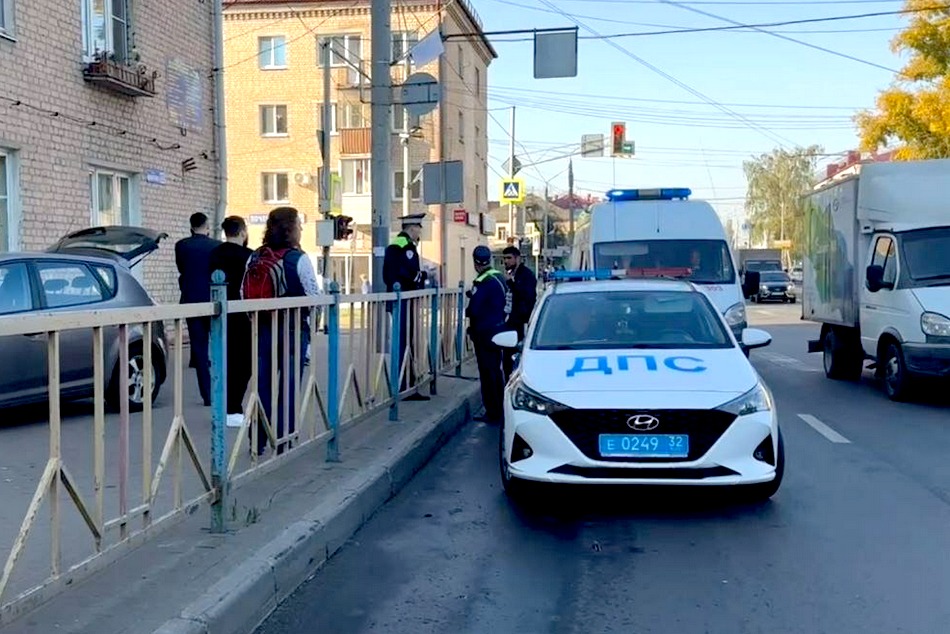 В Брянске ищут очевидцев страшного ДТП с пешеходами на улице Никитина